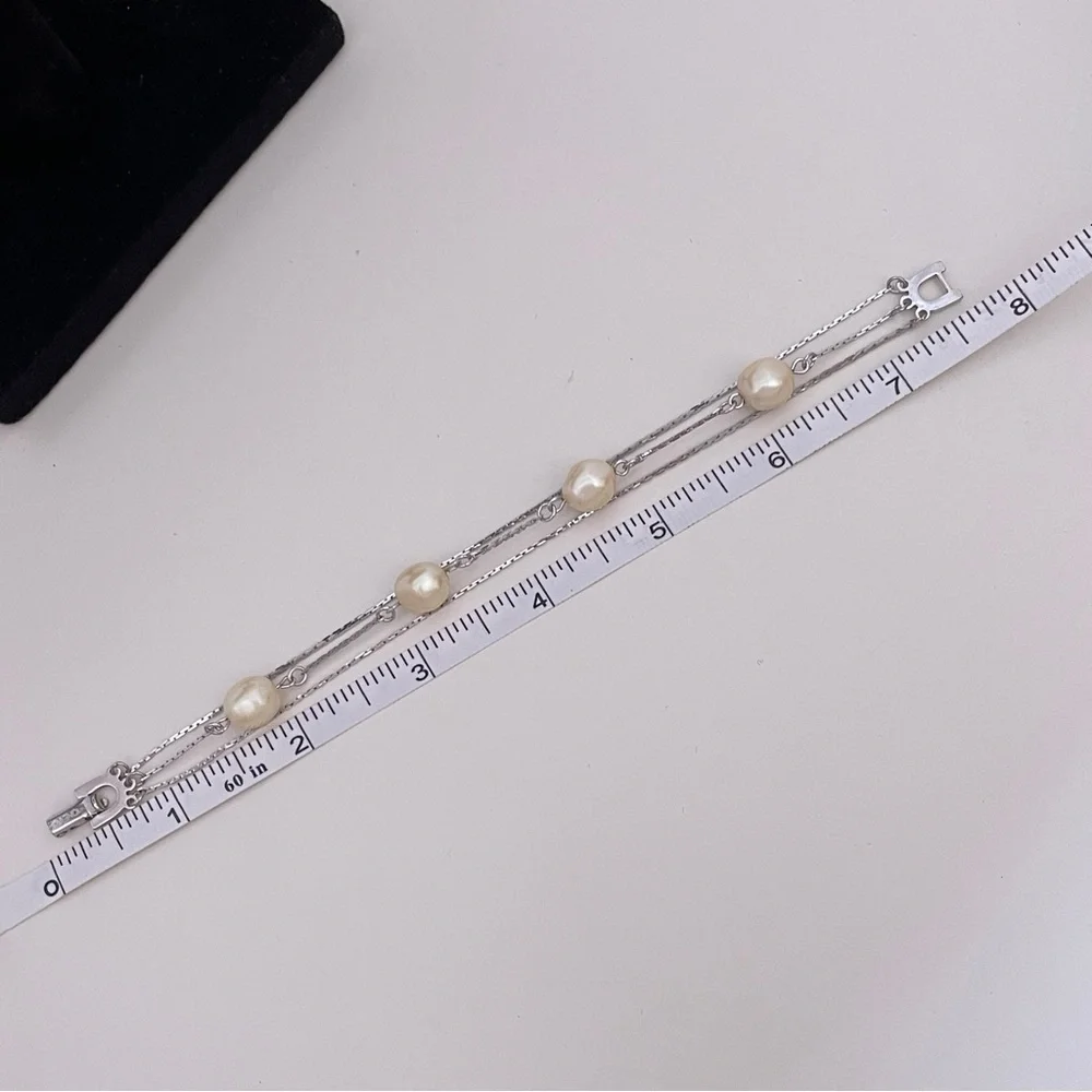Vintage 80’s MONET Faux Pearl MermaidCore Bridal Preppy Classic Ballet Bracelet